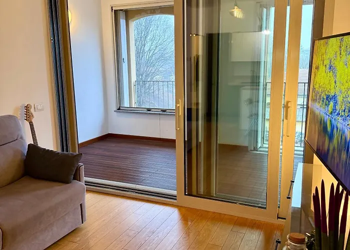 Luro - Suzzani 98 Daire Milano