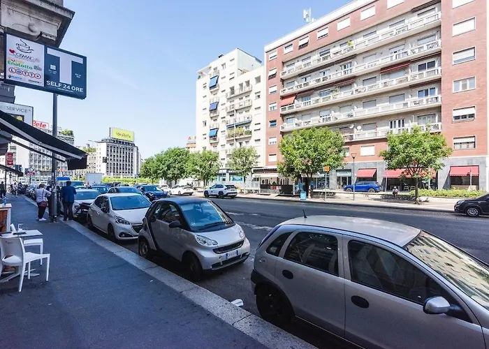 Easy Loft Next To Loreto Metro Stop * מילאנו