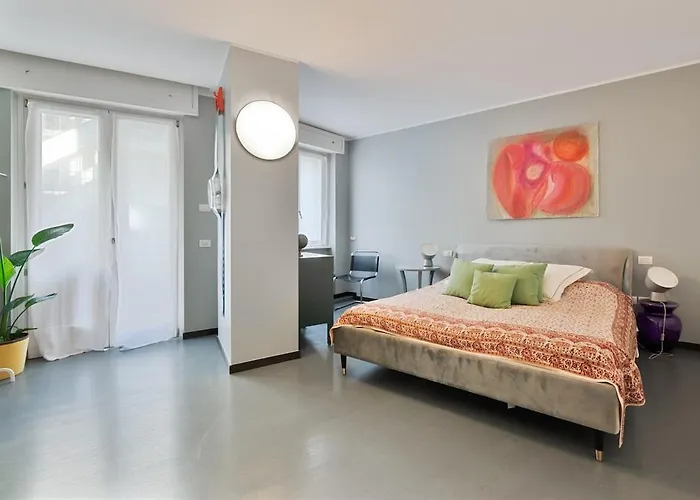 Apartment Modern And Particular In The Center