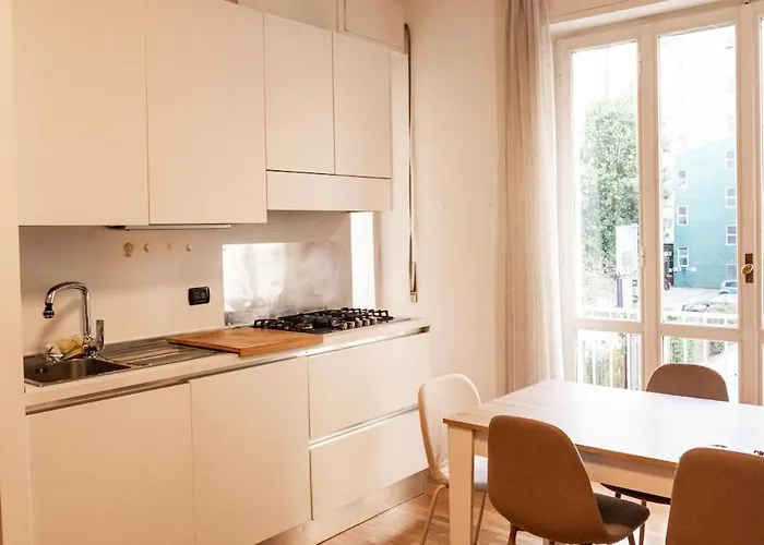 アパート Moscova, Elegant In Centre Of ミラノ