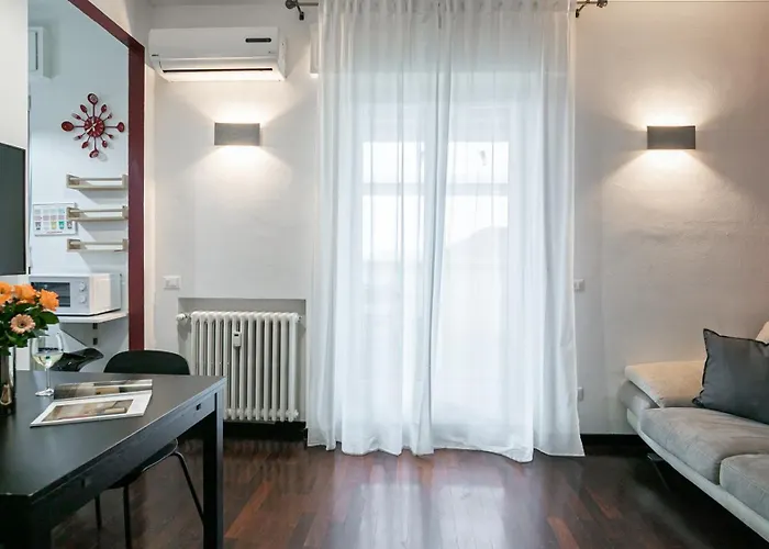 Italianway Easy - Zuretti 57 公寓