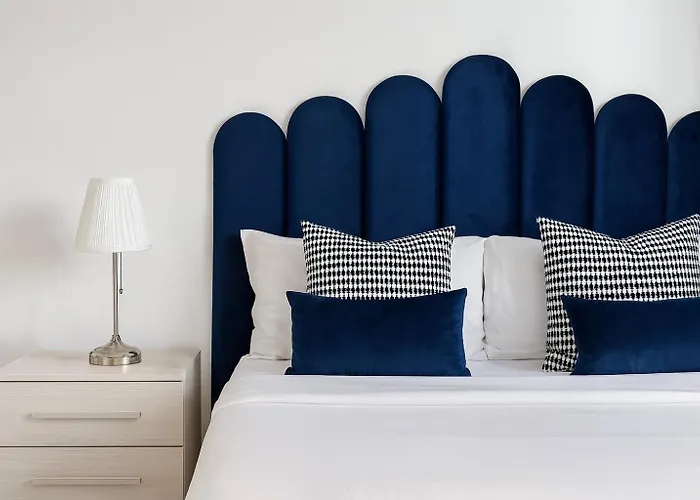 The Boutique Houses - Navigli - Tram 2 Direct To Duomo - Milan City Center Apartment *