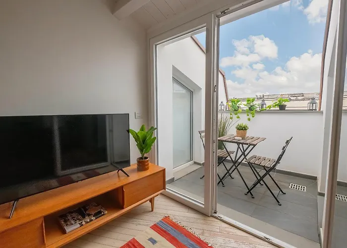 Skylife White Penthouse 아파트