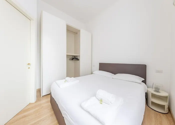 Eleganza In Porta Venezia - 4 Posti Letto Con Ac