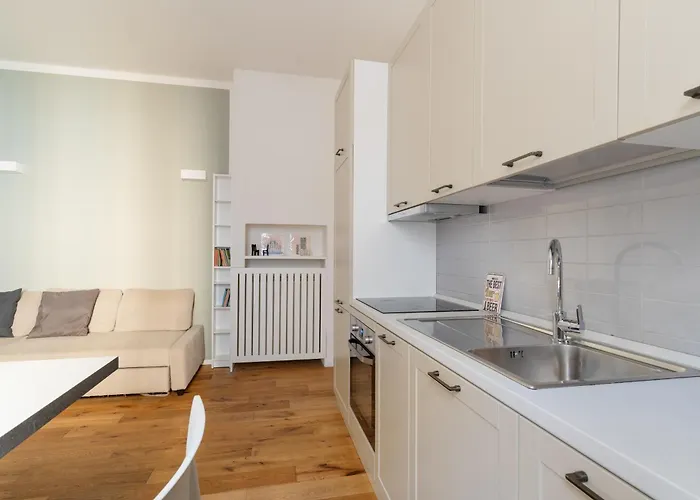 Guesthost - M5 Isola Cozy