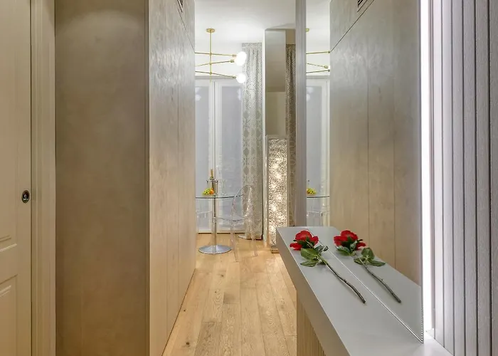 Gian Giacomo Mora, 13 Raffinato Monolocale In Centro 아파트