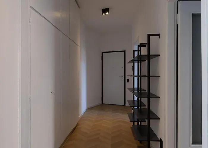 M11 Isola Apt, M3 Duomo Brera Eleganza E Comfort * Milán