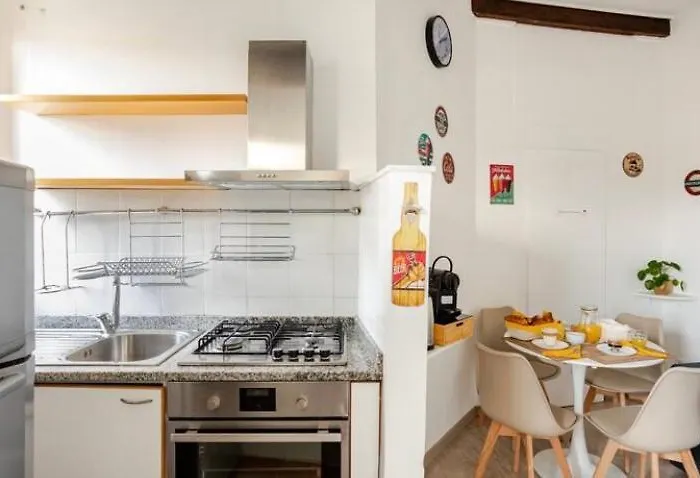 Apartmán Stylish Flat Near Duomo - Metro 50 M - 4 Guests