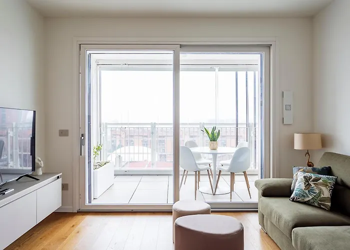 The Luxe Naviglio - 5 Min From Metro M4 Frattini Апартаменты Милан