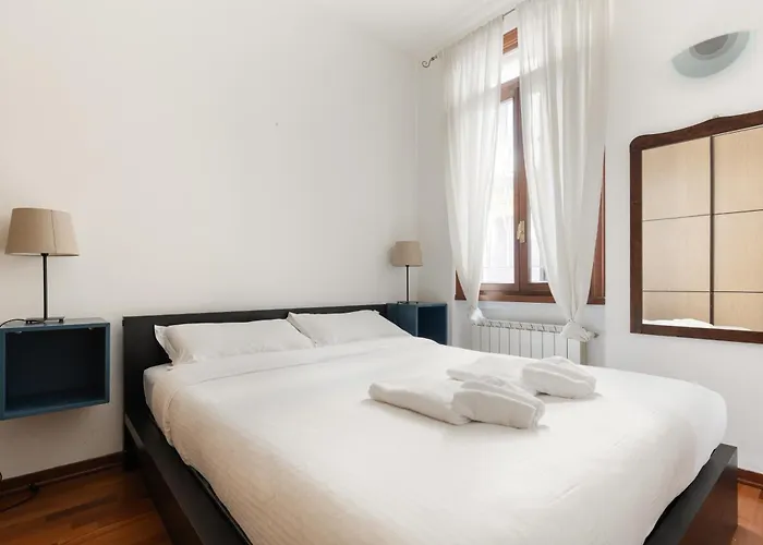 Apartamento Guesthost - M5 Isola Comfy