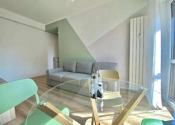 Metro M3 S&m Home, Comoda Soluzione Di Design, Con Collegamento Diretto A Duomo Di Milano, Stazione E Porta Garibaldi 米兰