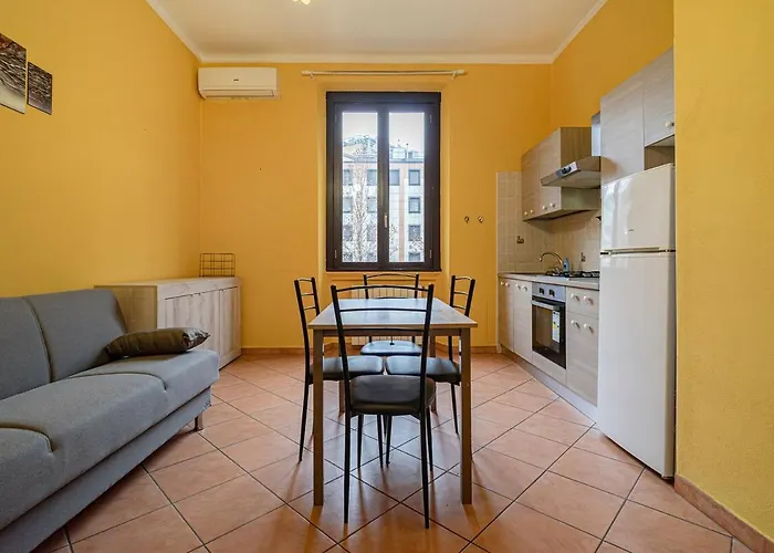 아파트 Elegant Certosa - 5 Minutes From The Duomo