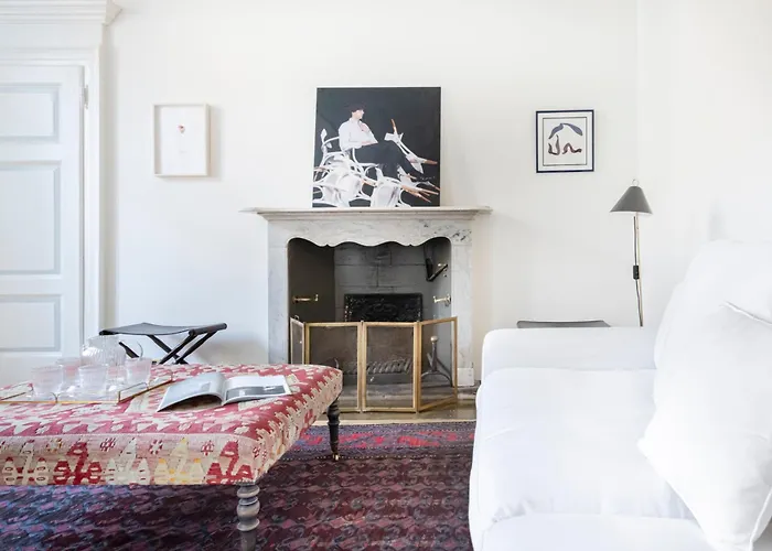 Easylife - - Castelfidardo 8 - Brera * Milan