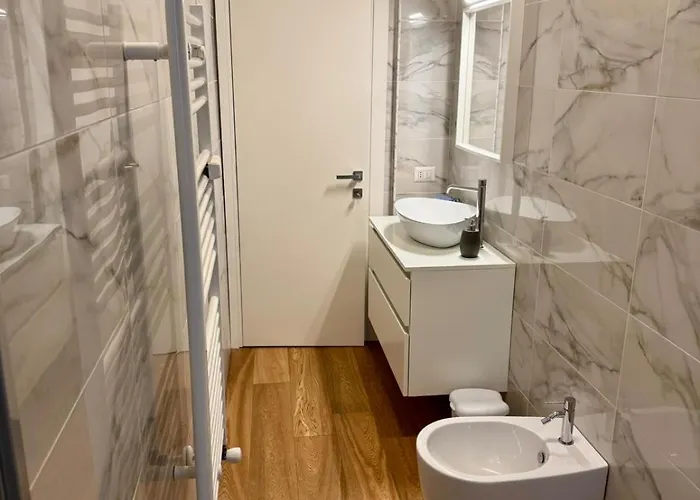 Casa Oriani - Modern In The Heart Of Apartment