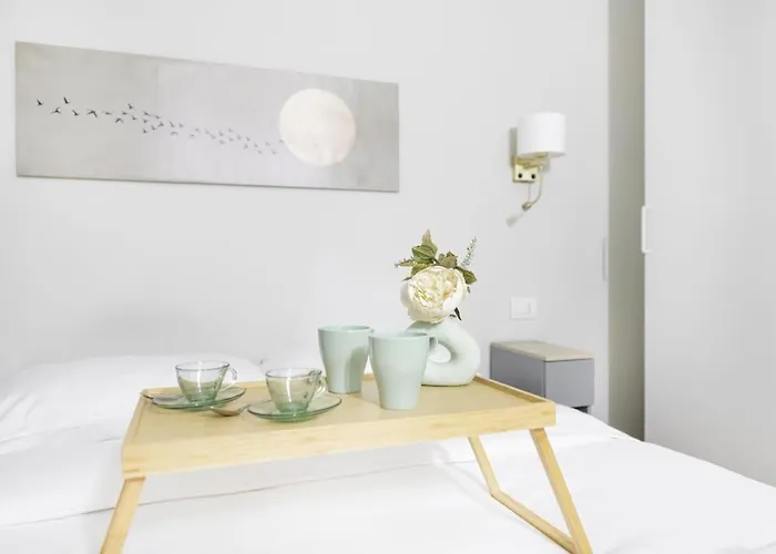 Easylife - - Bixio 17 P1 - Porta Venezia *