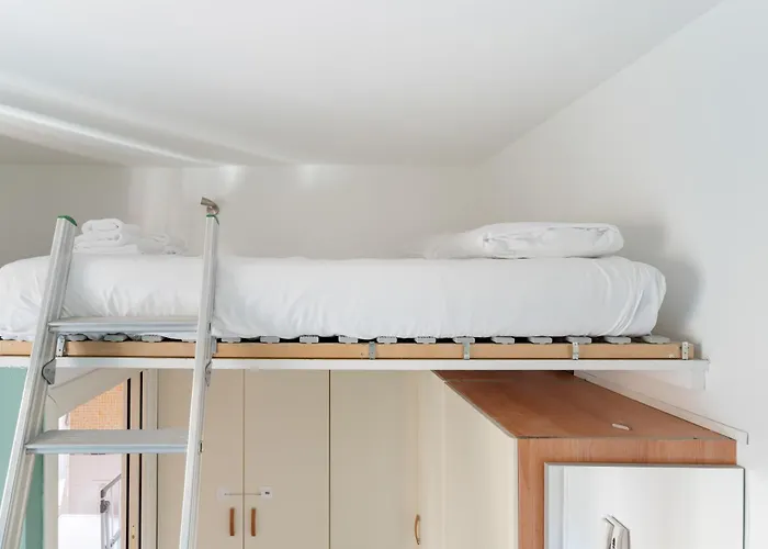 Youth M2 Abbiategrasso Assago Tram 15 Duomo *