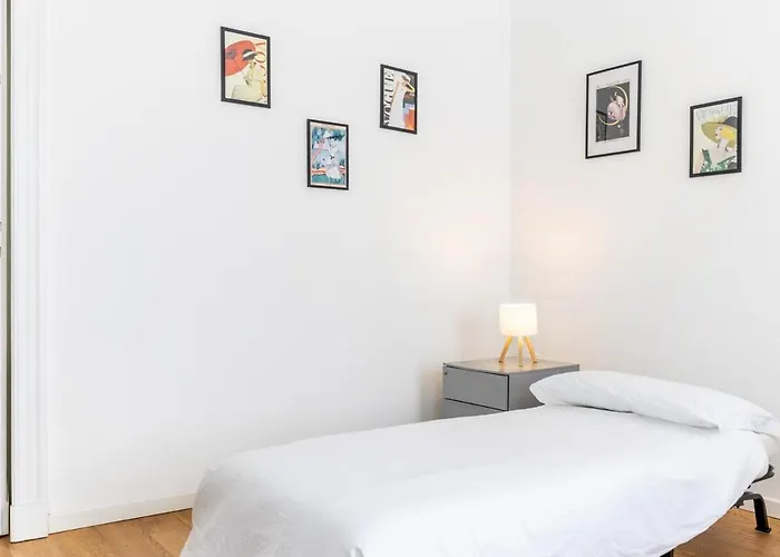 Duomo 7 Min - Design With Parking *