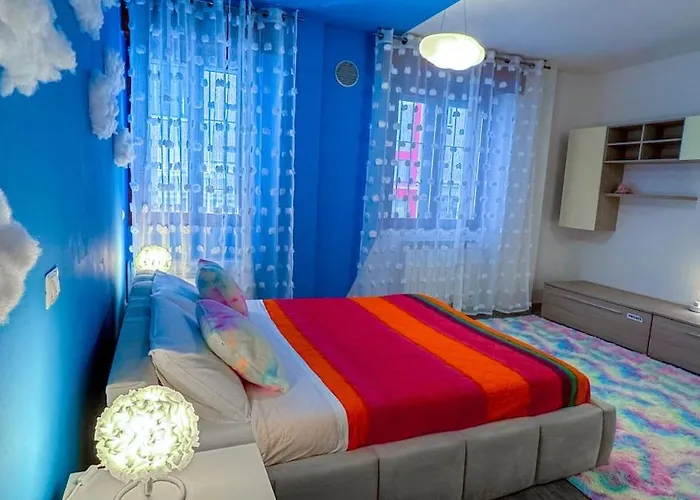 Cloud House - Gorla M1 Red Metro Station Apartment Milan