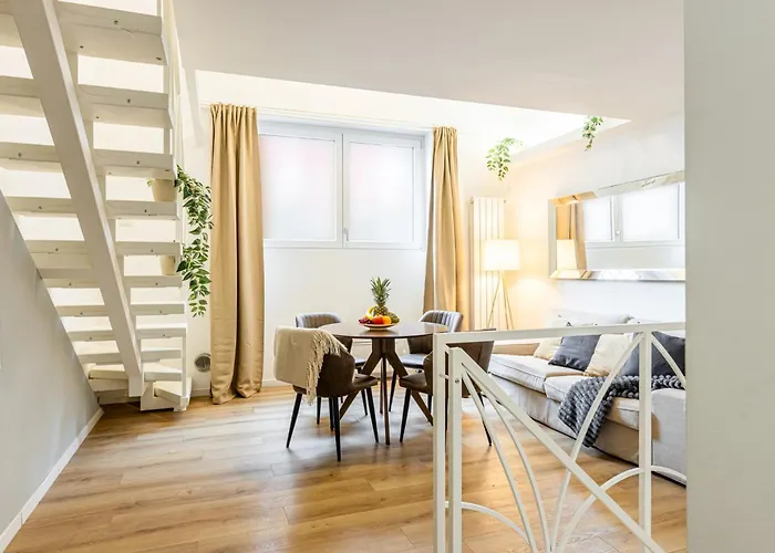 Colonna Lovely Loft - 10 Min Duomo - Buonarroti M1 * ミラノ