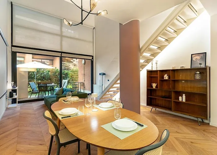 Modern Loft With Projector E Private Garden, Station מילאנו