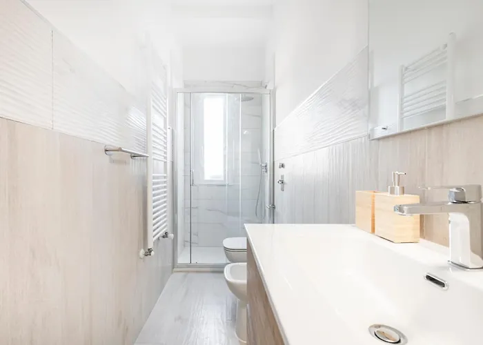 Easylife - - Paoli 6 P3 - Navigli *