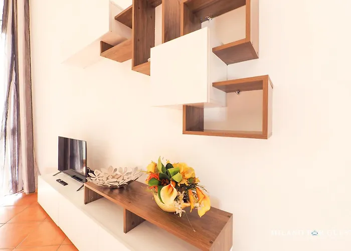 Porta Vittoria - * Milán