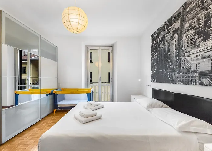 Apartament Fara - Centro - 8 Posti - Wifi Mediolan