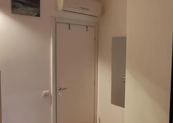 Cozy Flat Casa Accogliente In Villapizzone דירה *