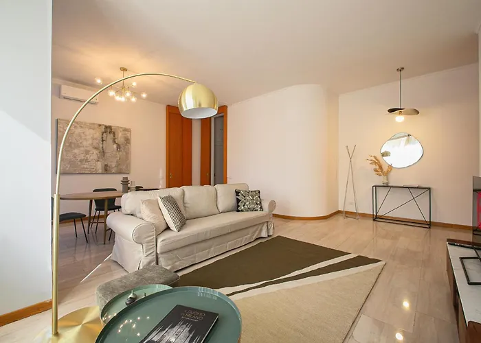Apartment Santa Sofia M4 Chic - Center *
