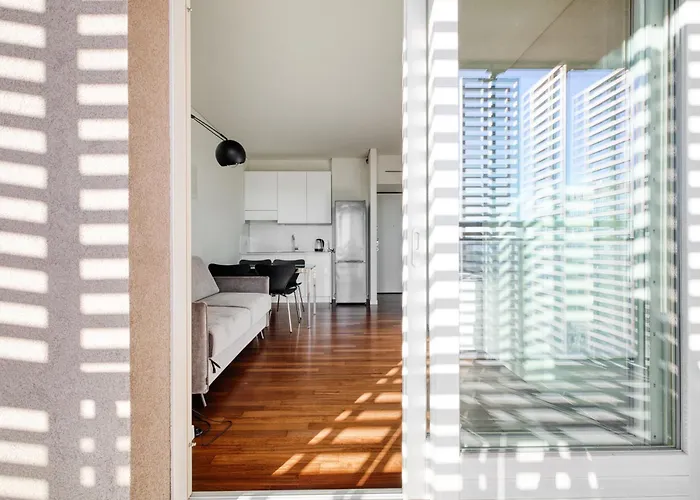 Giaxtower Palestra & Piscina Pure Living 5' Piano 밀라노