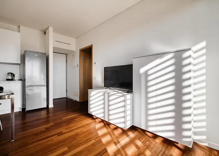 Giaxtower Palestra & Piscina Pure Living 5' Piano