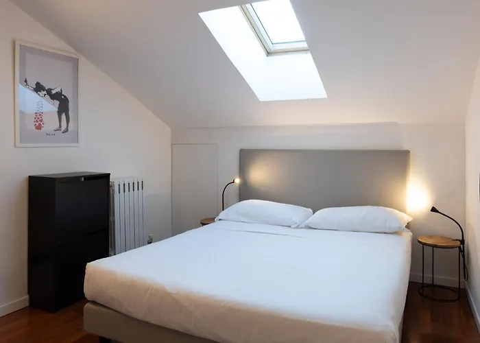 Moderno Bilocale Su Due Piani Nel Cuore Dei Navigli