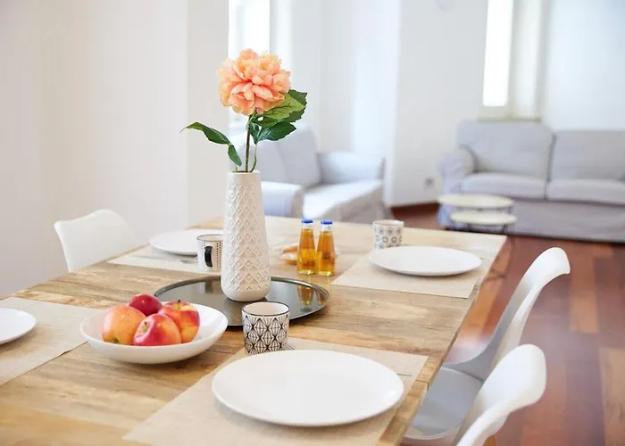 Porta Nuova Luxury 8 Minutes From The Duomo, With Ac And Wifi Appartamento *
