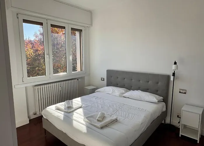 Panoramic Penthouse With Terrace In *