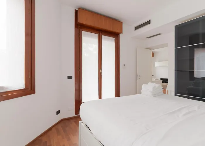 Апартаменты Guesthost - Cozy In Citta Studi