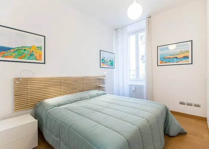 アパート Luminoso Trilocale Centro Navigli Tortona A ミラノ