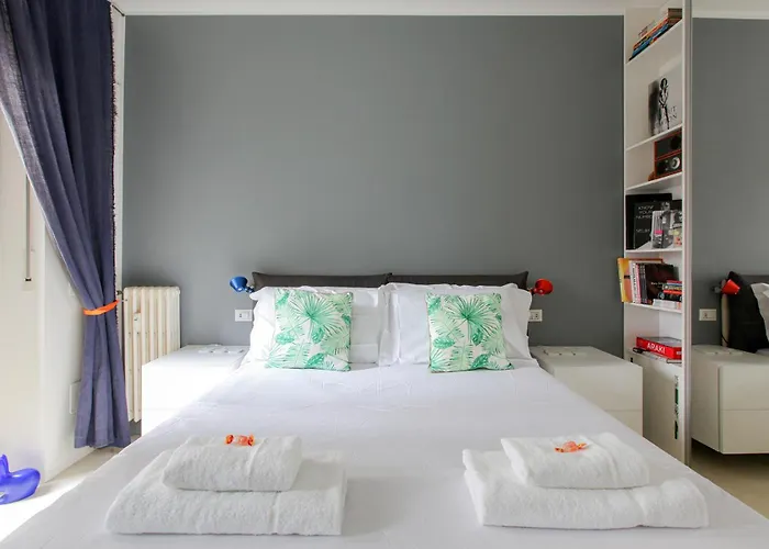 Apartment De Angeli Luxury - Near Citylife, Tortona District, San Siro *