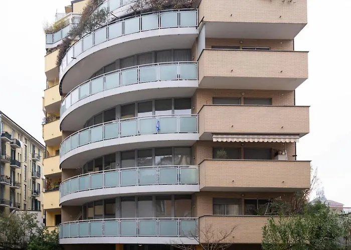 Elegant One Bedroom Bocconi דירה