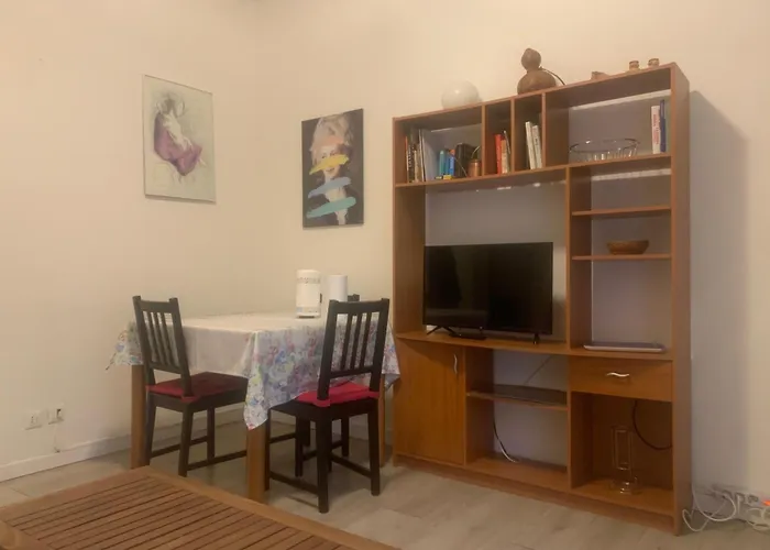 Accogliente Casetta A A Due Passi Dalla Metro Tolstoi