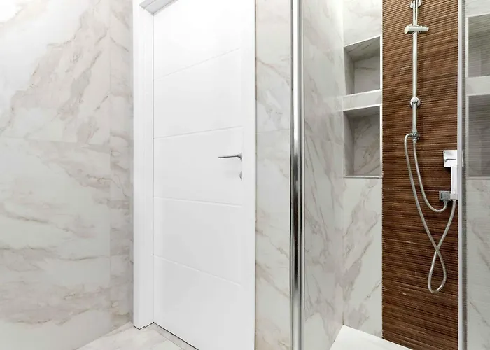 La Maison D'elite - Repubblica - M3 Wi-fi Apartmán *