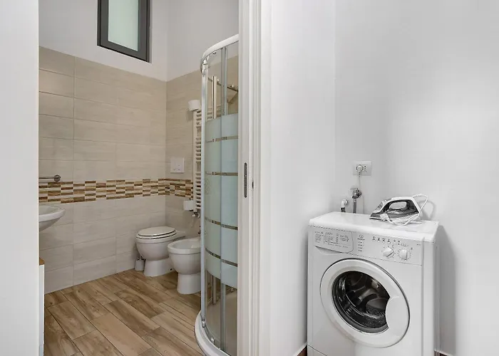 Modern Navigli - 5 Apartman