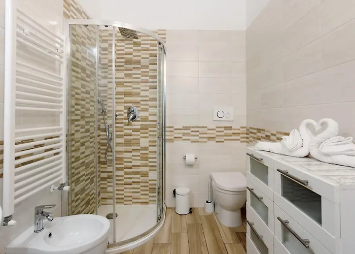 Modern Navigli - 3 Milão