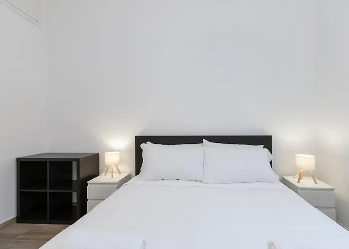 公寓 M1 M2 A Short Walk From The Subway