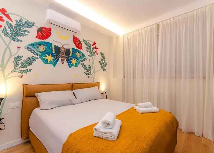 Costanza Home, Moderno Ed Elegante Nel Cuore Della Citta Di Milano, Nuova Metro Blu, Comodo Per Duomo, San Siro E Rho Fiera Lejlighed Milano