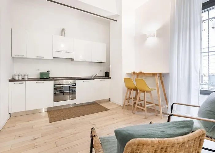 Easylife - - Pergola 5 - Isola * Milan