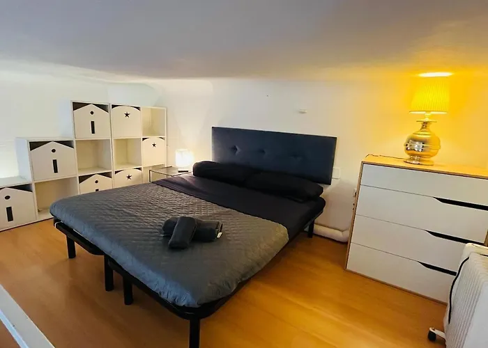 Via Lanzone 5 - Velo * Milano