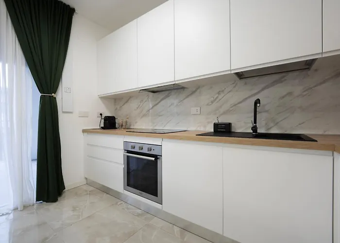 Apartamento Theorema - A Pochi Minuti Dalla Metro Sondrio