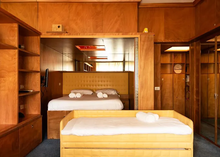 公寓 Youhosty - Ravizza Wood 22