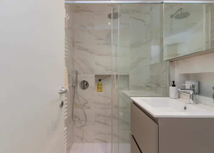 아파트 Brera Exclusive - New With Terrace, Near Parking