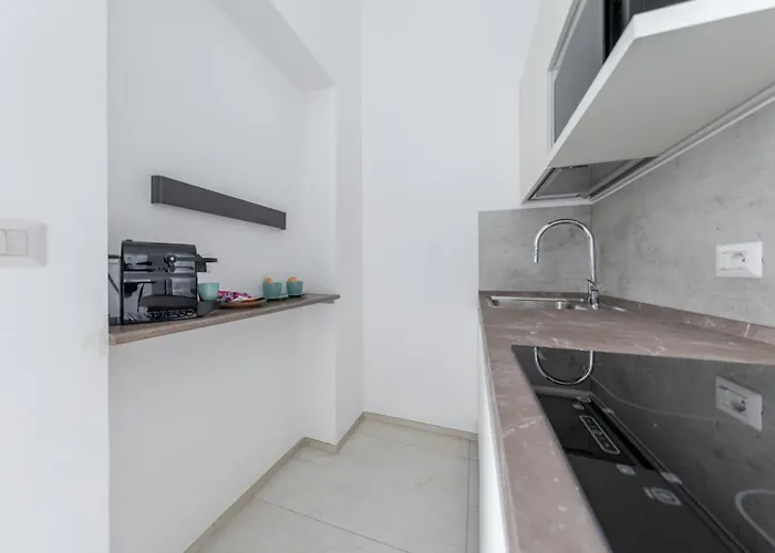 Cesare Da Sesto 10 - Leia Hospitality